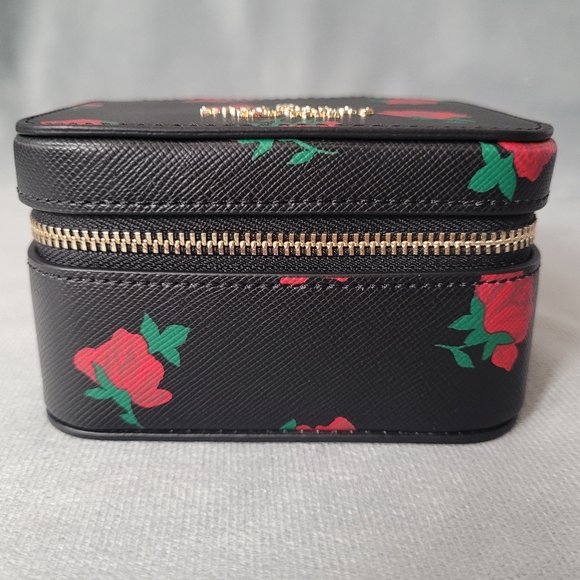 Kate Spade Jewelry Holder - Picture 4 of 15